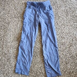 Lululemon Dance Studio Mid Rise Cropped Pants- size 2